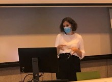 Dra Diane Rivet dictando charla proyectos POST ok